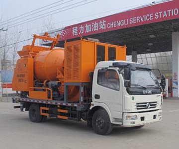 程力威牌CLW5110THB4型车载式混凝土泵车